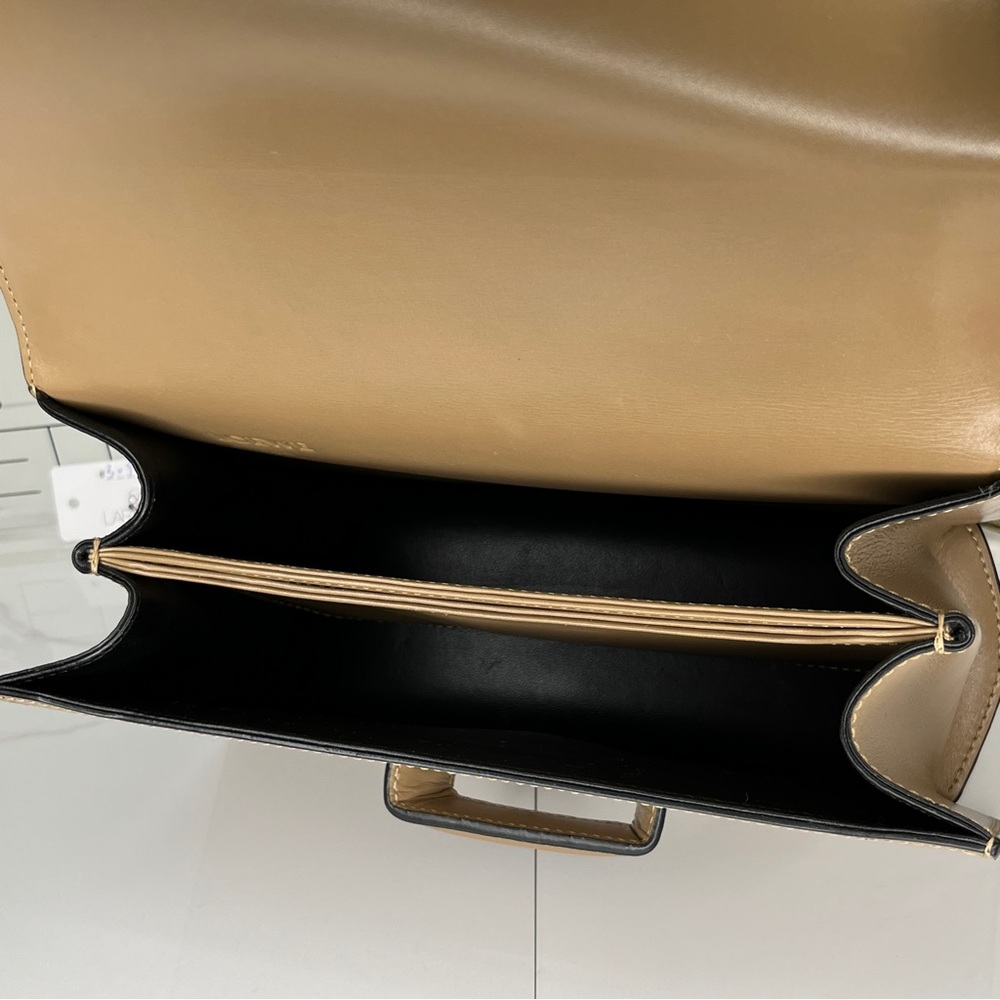 Loewe Loewe Barceona Leather BagCamel - Picture 5 of 5